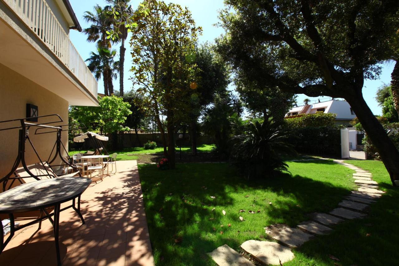 Villa Vanessa Fregenae Buitenkant foto